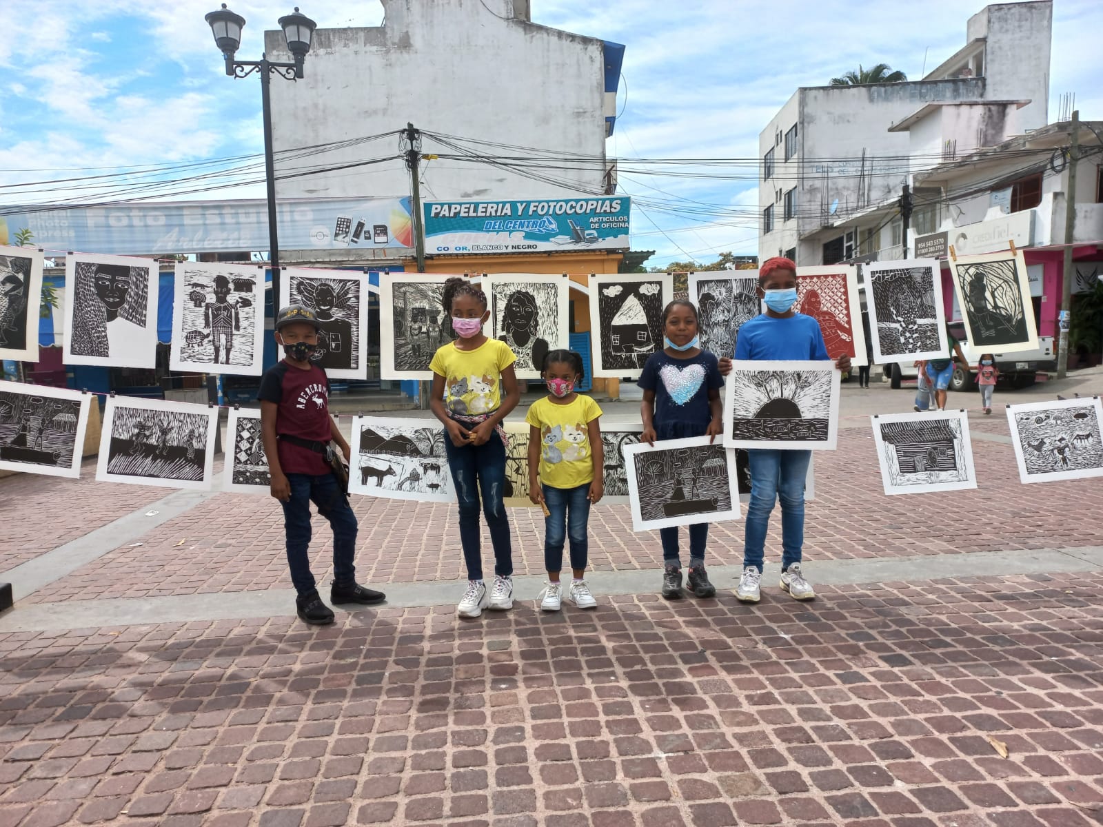 Se realiza exposición de grabado en Pinotepa